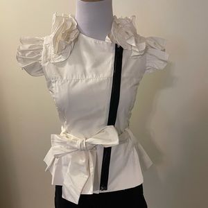 Beautiful Thomas Wylde zip up top with ruffle sleeve